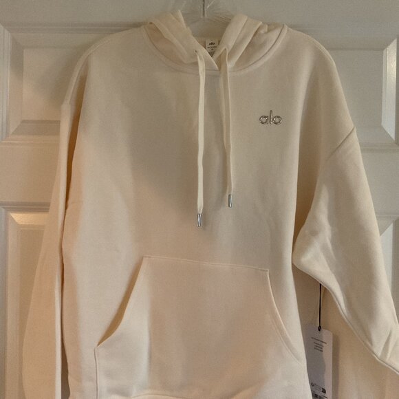 Alo Tops - Alo Yoga Accolade Hoodie-Ivory
